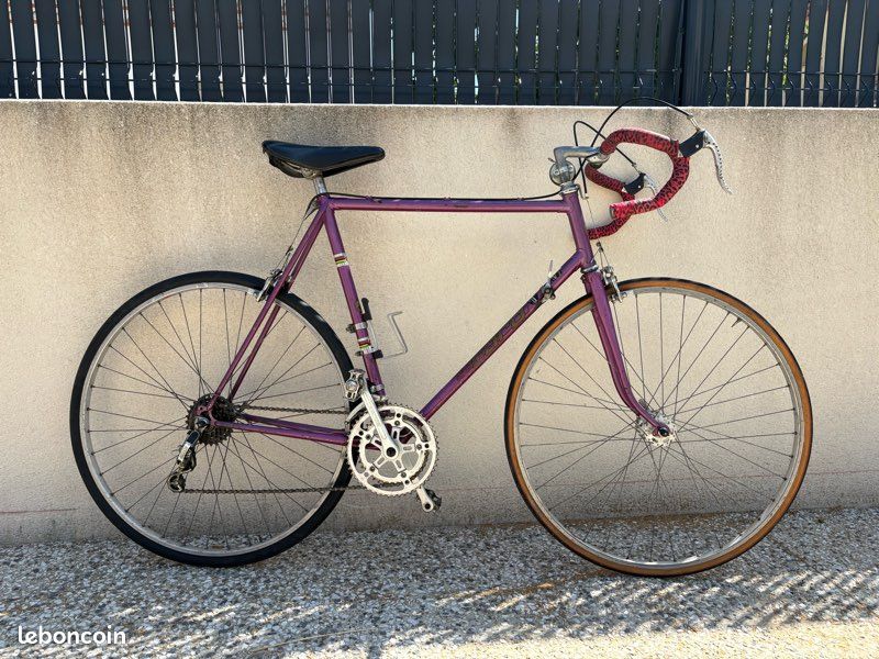 Vélo de route (image 1)