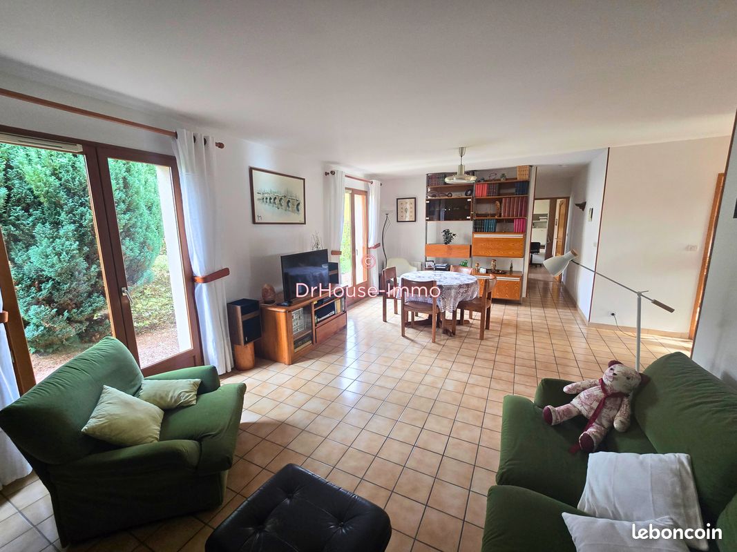 Maison 3 pièces 90 m² · à Arques-la-Bataille · 90 m² · 235 000 €