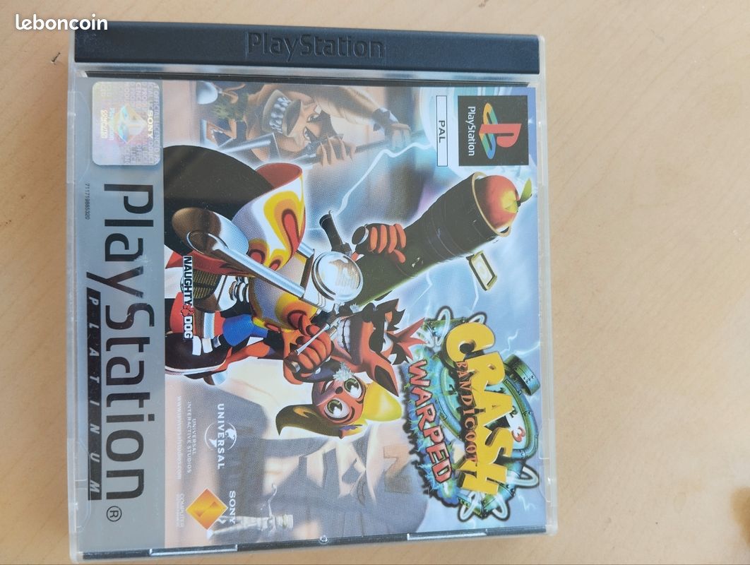 Crash Bandicoot 3 Warped – PS1 (Complet, Boîtier FR, Bon état)