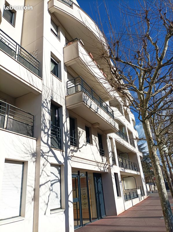 Appartement 2 pièces 47 m² · à Enghien-les-Bains · 47 m² · 286 000 €