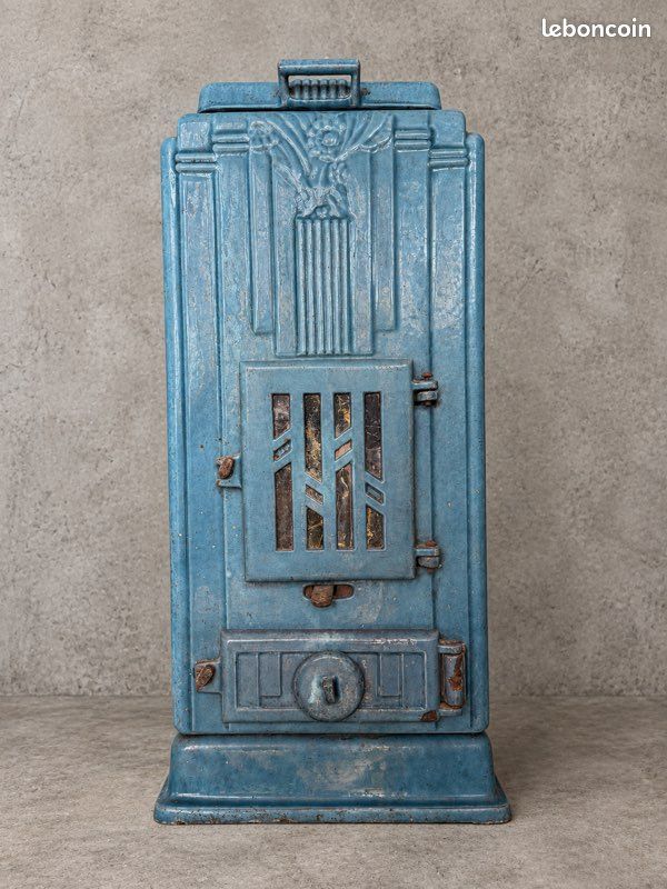 Ancien poêle à bois Sougland 1493 – fonte émaillée – années 1940/50 (image 1)