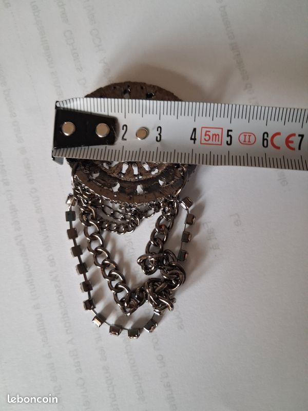 Jolie broche fantaisie (image 5)