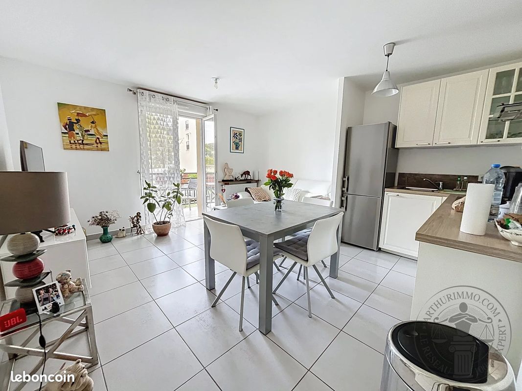 Appartement 2 pièces 43 m² · à Dourdan · 43 m² · 162 000 €