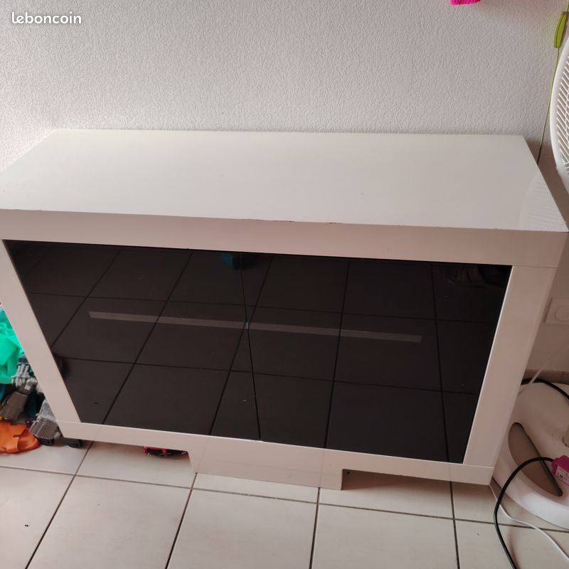 Meuble de télévision (image 1)