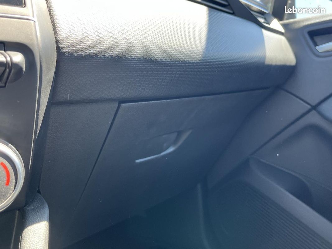 RENAULT CLIO V (5) Equilibre (CARPLAY SANS FIL) 1.0 Tce - 90 BERLINE PHASE 1 (image 35)