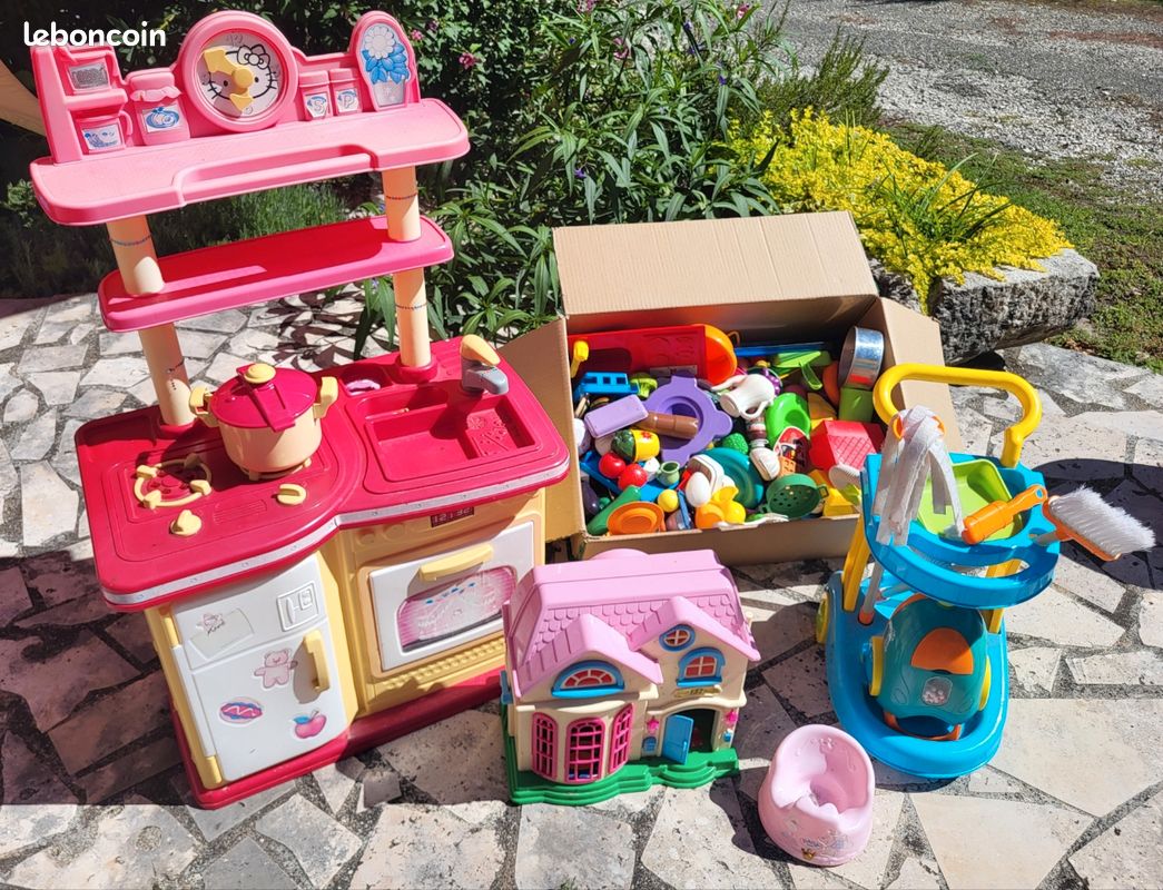 Lot jouets pour enfants (image 1)