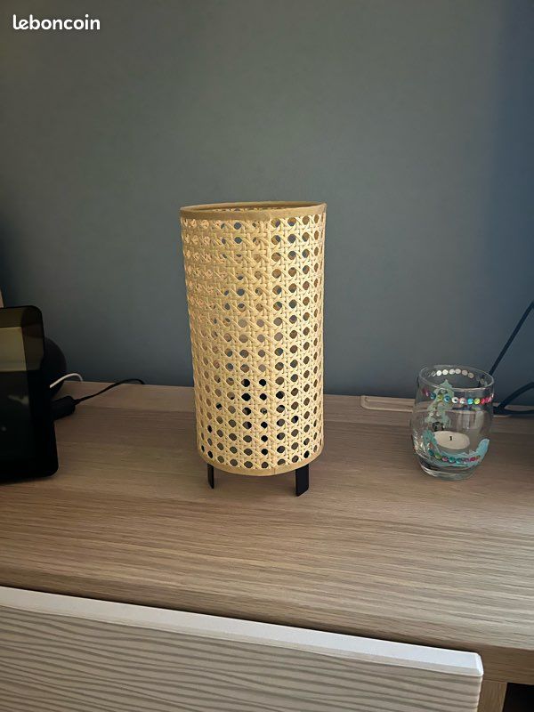 Lampe de salon IKEA (image 1)
