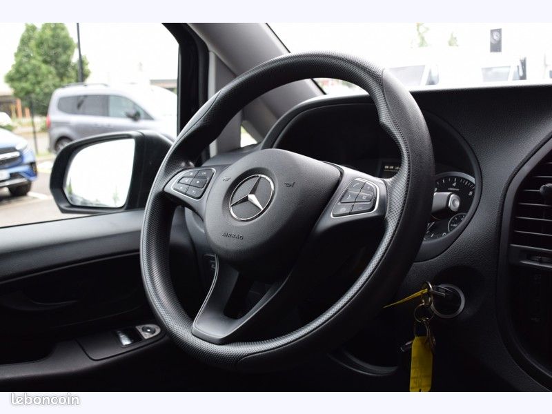Mercedes Vito Fourgon 114 CDI Compact / L1 - 22 990 HT (image 12)