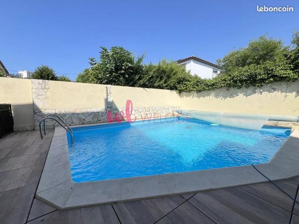 Villa 7 pièces 233 m² — 2