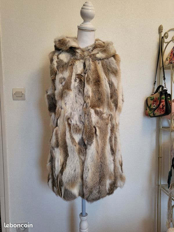 Veste Sans Manches Naf Naf – Fourrure De Lapin Blanc – Taille S – Fermeture Par Attaches – Occasion Très Bon état