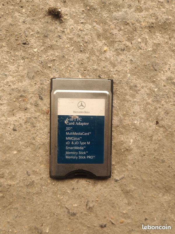 Lecteur de cartes PCMCIA Mercedes-Benz d'origine avec carte SD (image 1)