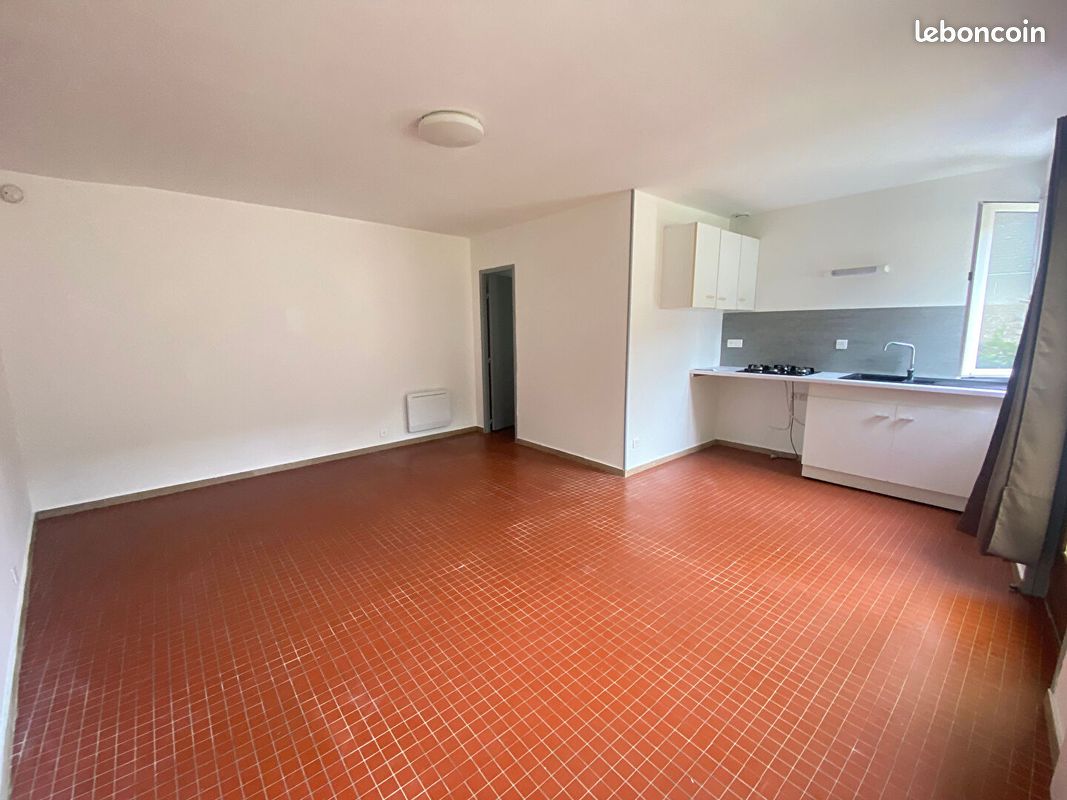 Appartement 1 pièce 25 m² · à Vallan · 25 m² · 293 €/mois