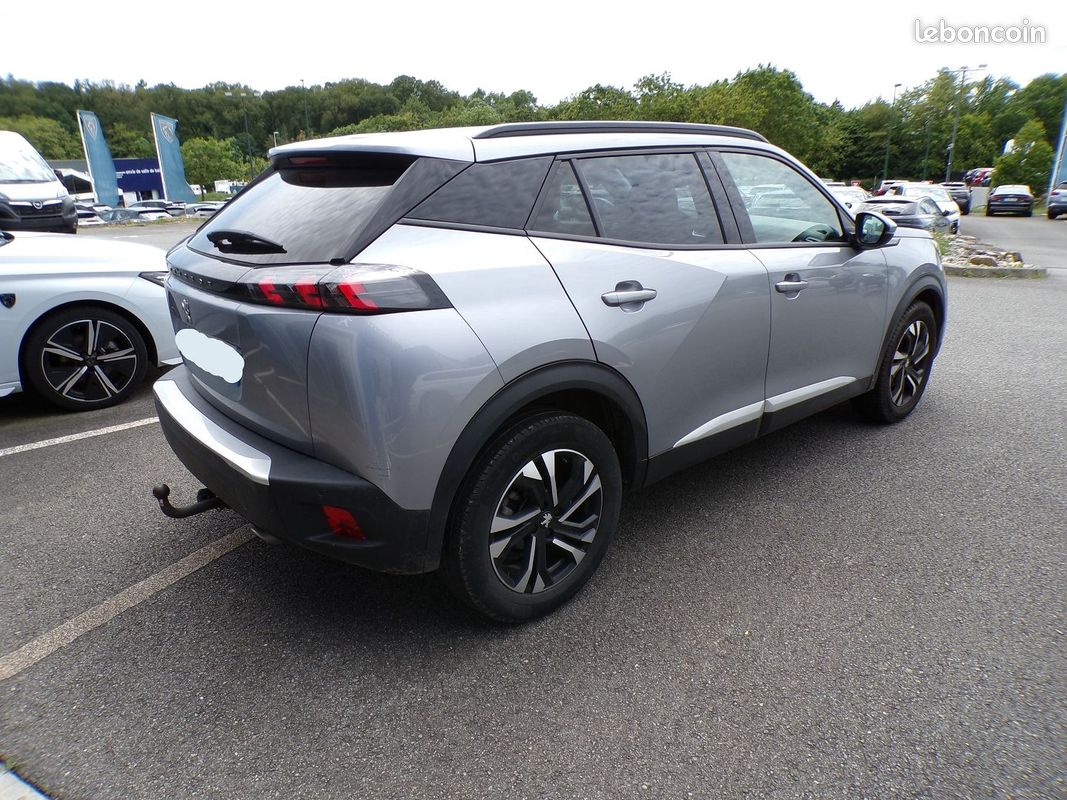 Peugeot 2008 1.5 BLUEHDI 110CH S&S ALLURE (image 3)