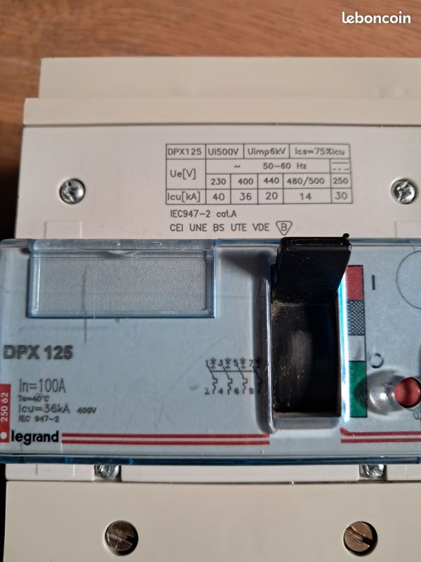 Disjoncteur Legrand DPX 125 - 4P - 100A avec Bloc Différentiel (image 2)