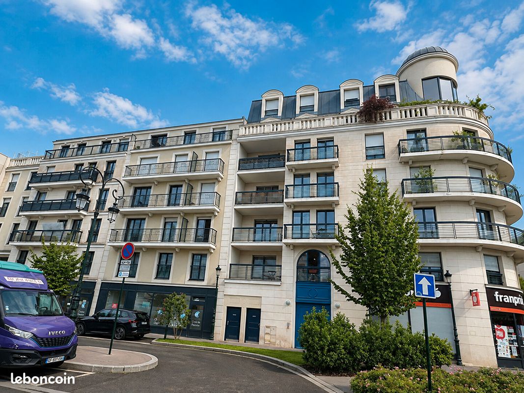 Appartement 2 pièces 43 m² · à Puteaux · 43 m² · 1 500 €/mois