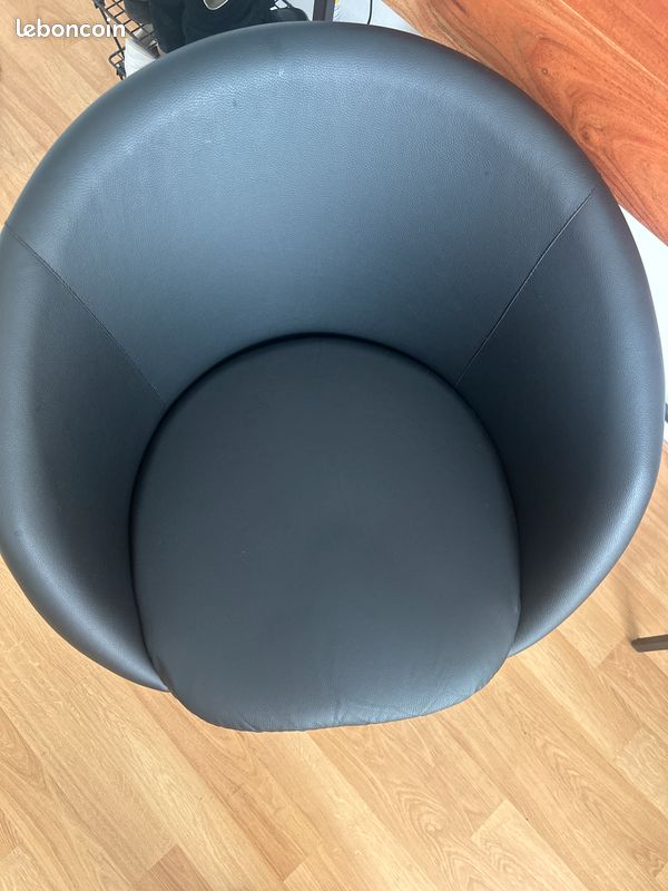 Chaise de bureau noire Ikea pivotante - Très bon état - Paris 18 (image 4)