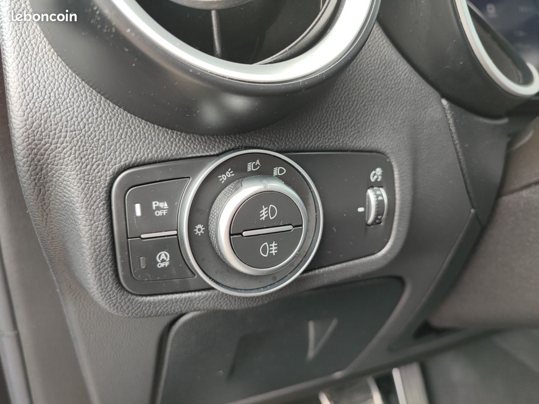 ALFA ROMEO STELVIO MY22 2.2 D 160 ch AT8 Super (image 14)