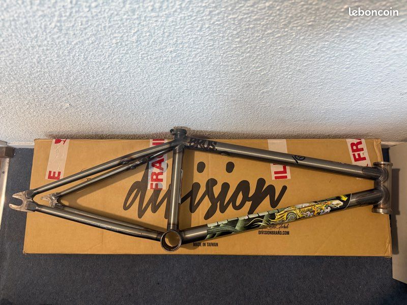 Cadre BMX Cult Badboy V1 Noir – 2010 – Premier Modèle – Occasion