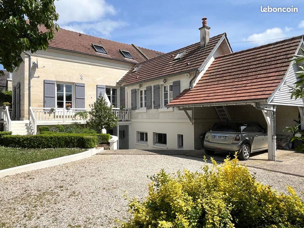 Maison 8 pièces 260 m² · à Tracy-le-Val · 260 m² · 369 000 €