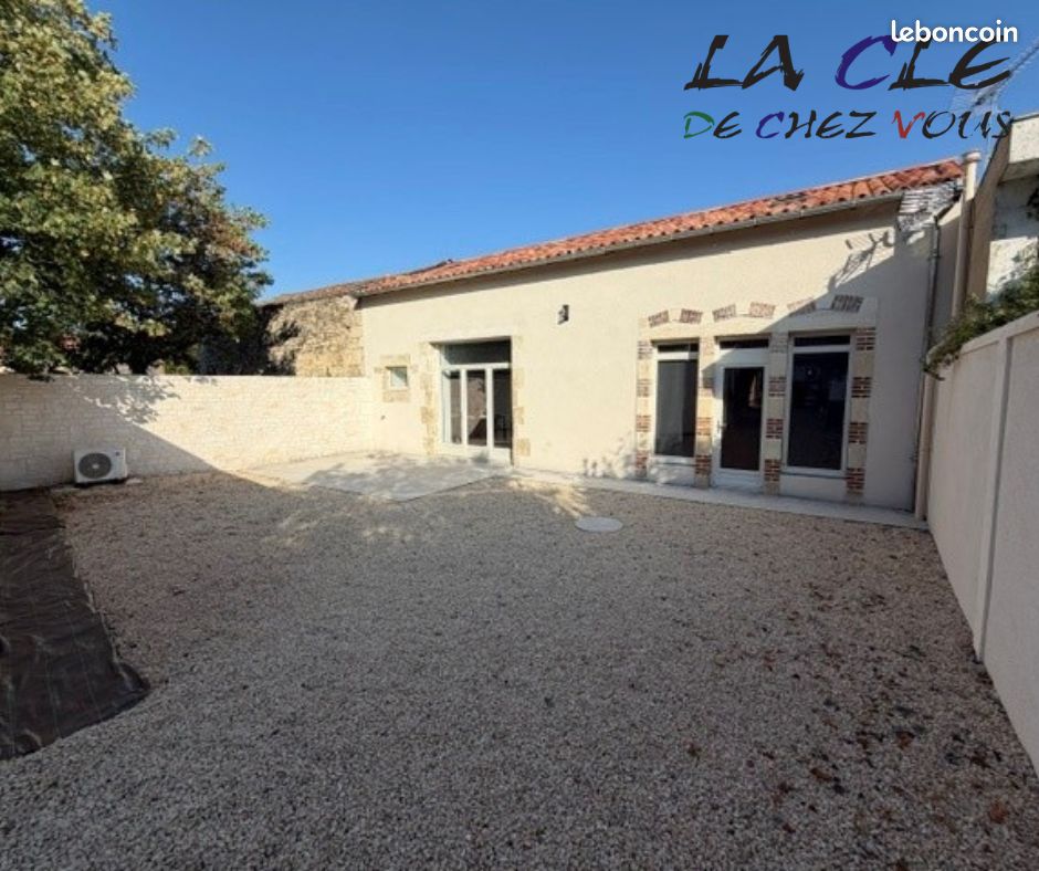 Maison 6 pièces 106 m² · à Coulonges-sur-l'Autize · 106 m² · 229 900 €