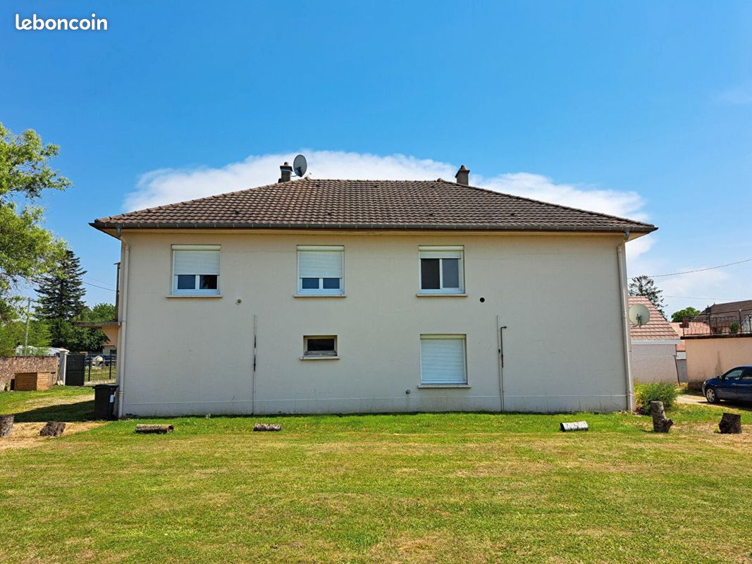 Maison 10 pièces 187 m² · à Louhans · 187 m² · 175 000 €