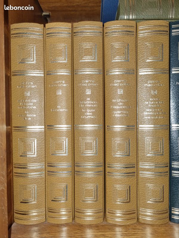Collection livres (image 8)