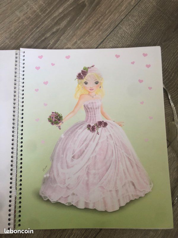 Cahier de dessins top-models (image 4)