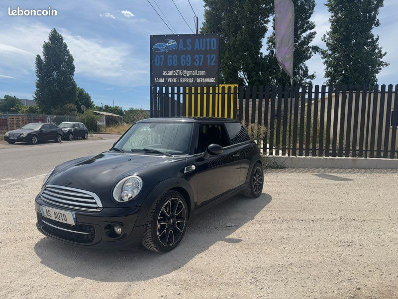 MINI MINI2 (R56) LCI Cooper D 1.6 D 16V 110 cv (image 5)