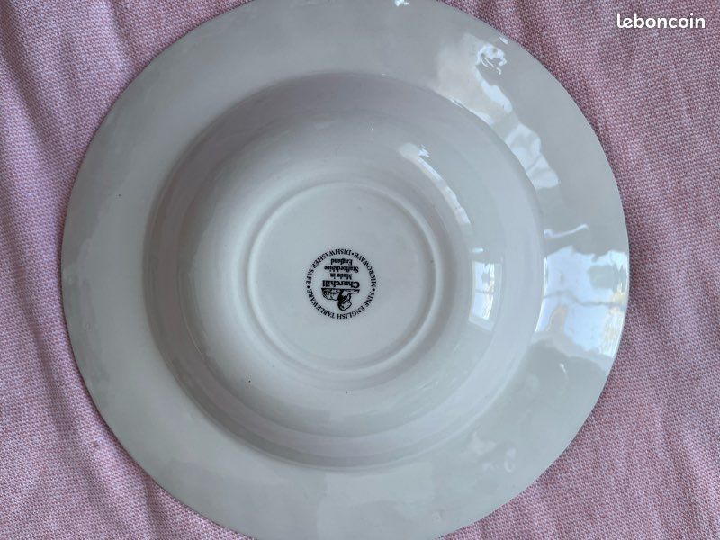 Assiette creuse neuve - collection Churchill (image 3)