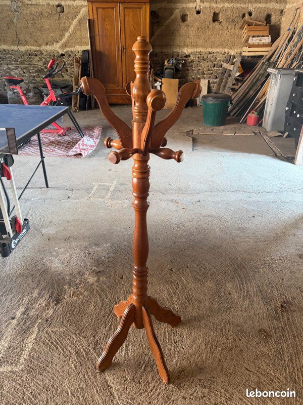Porte Manteau en bois (image 1)