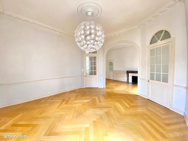 Appartement 6 pièces 125 m²