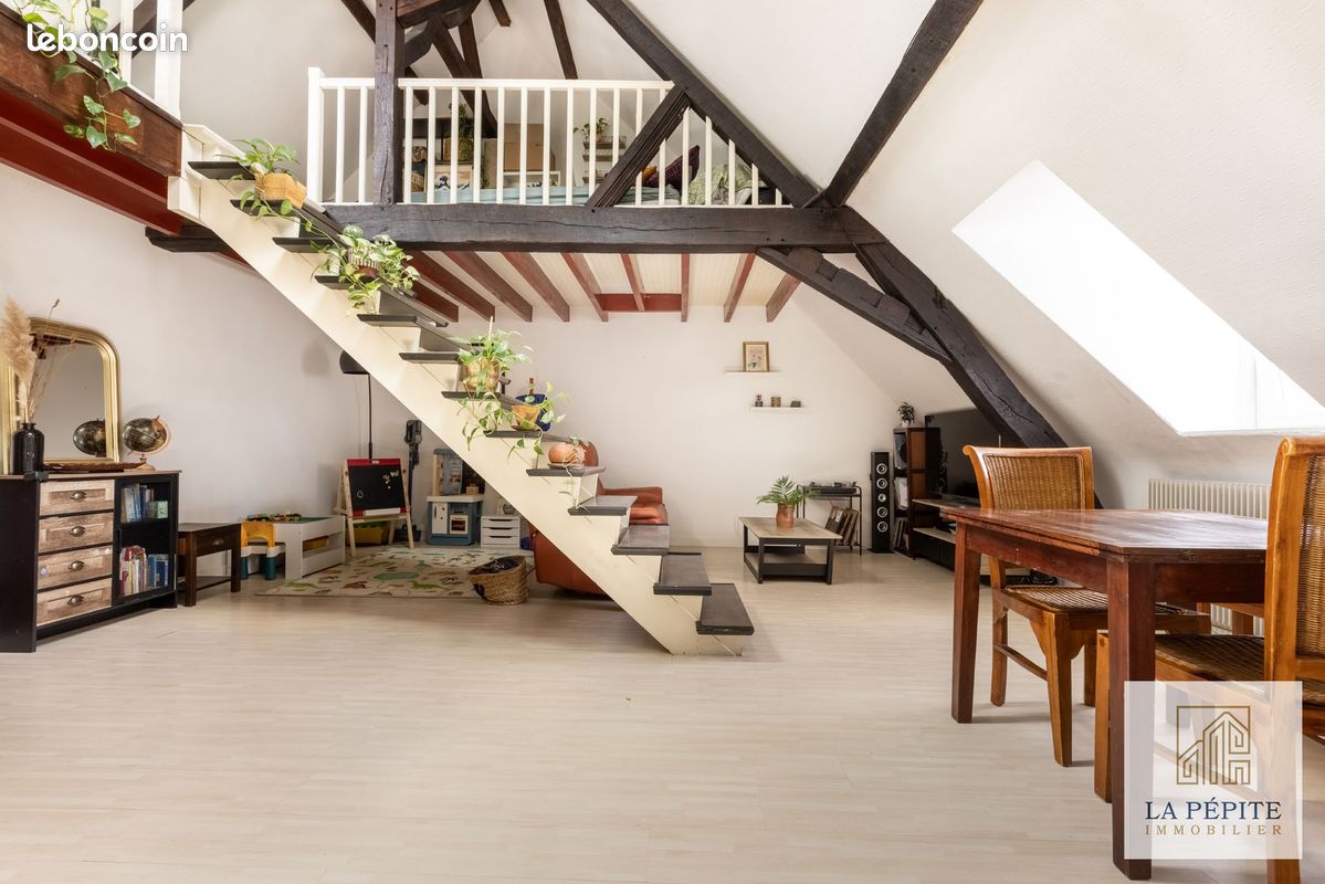 Appartement 3 pièces 90 m² · à Valenciennes · 90 m² · 163 000 €