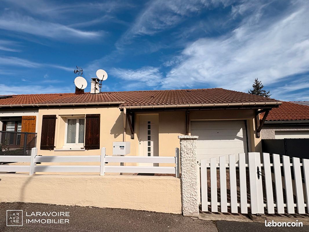 Maison 4 pièces 106 m² · à Saint-Priest-en-Jarez · 106 m² · 280 000 €