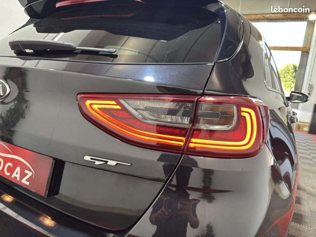 Kia CEED 1.6 T-GDi 204 ch ISG GT (image 34)