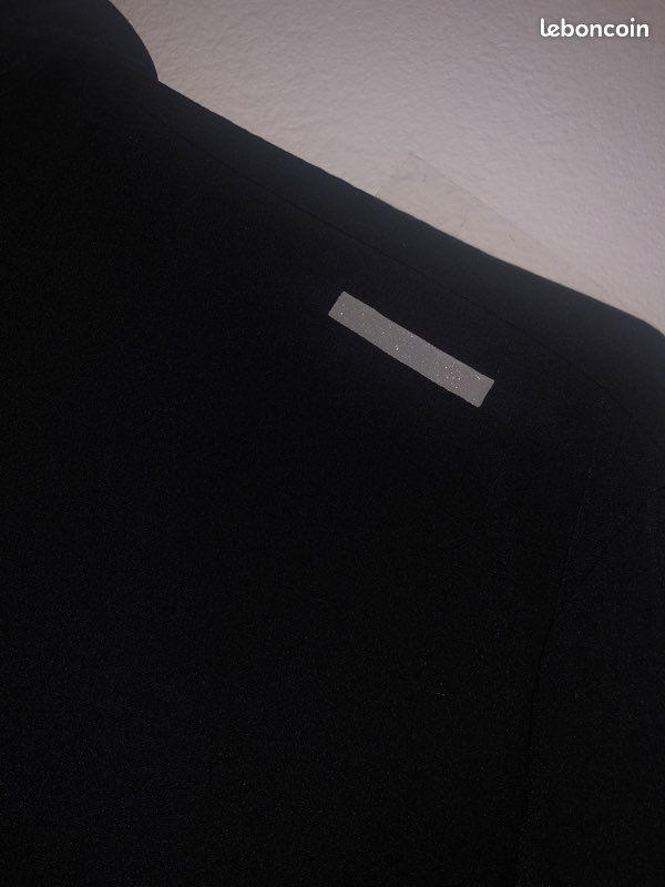 Veste nike (prix négociable) (image 6)