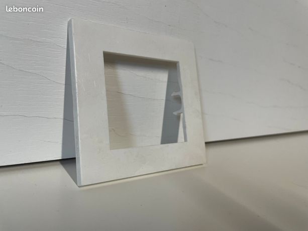 Boîte D'encastrement Pour 5 Plaques Legrand – Modèle 078836, Neuve, Pour Installation électrique