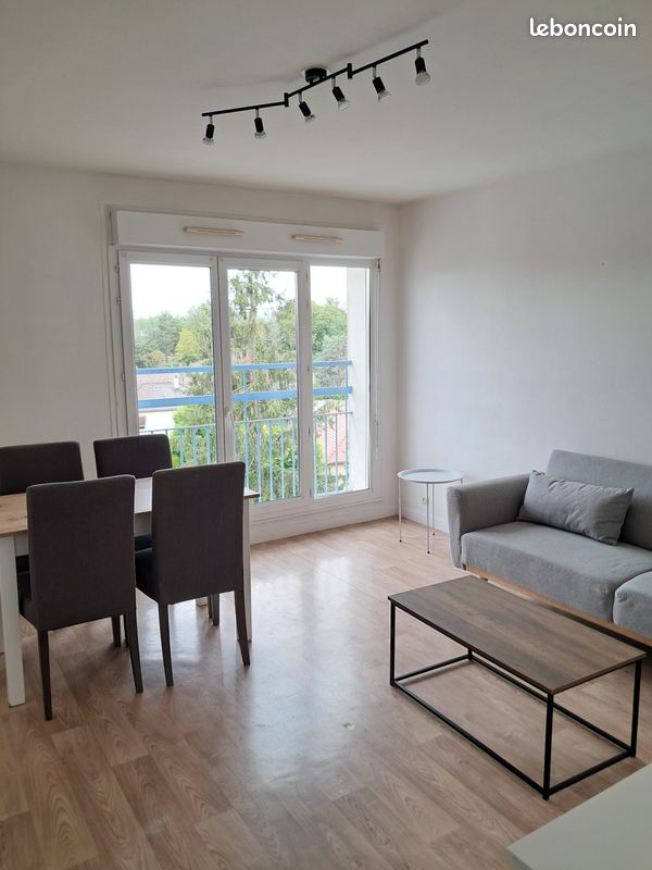 Appartement 3 pièces 61 m² · à La Chapelle-Saint-Luc · 61 m² · 650 €