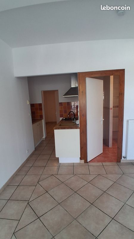 Location studio (image 1)