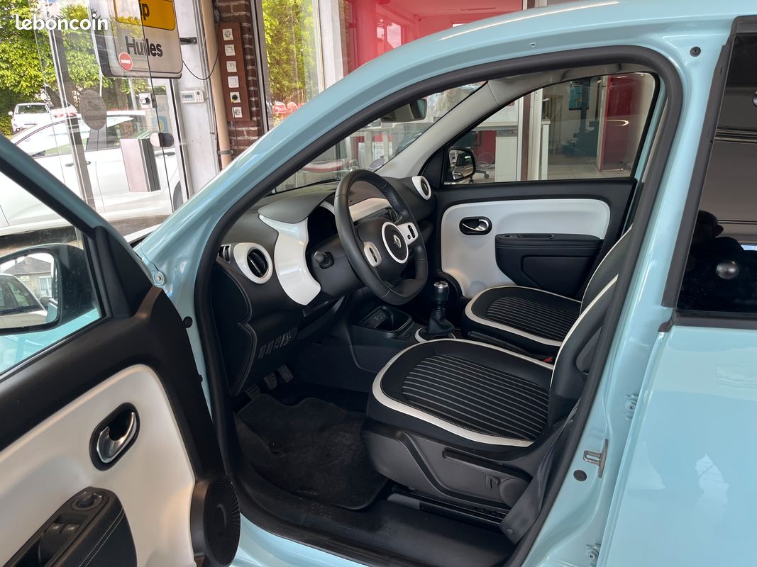 RENAULT TWINGO 1.0 SCe 75 ch INTENS avec 22055 KMS Apple CarPlay (image 5)