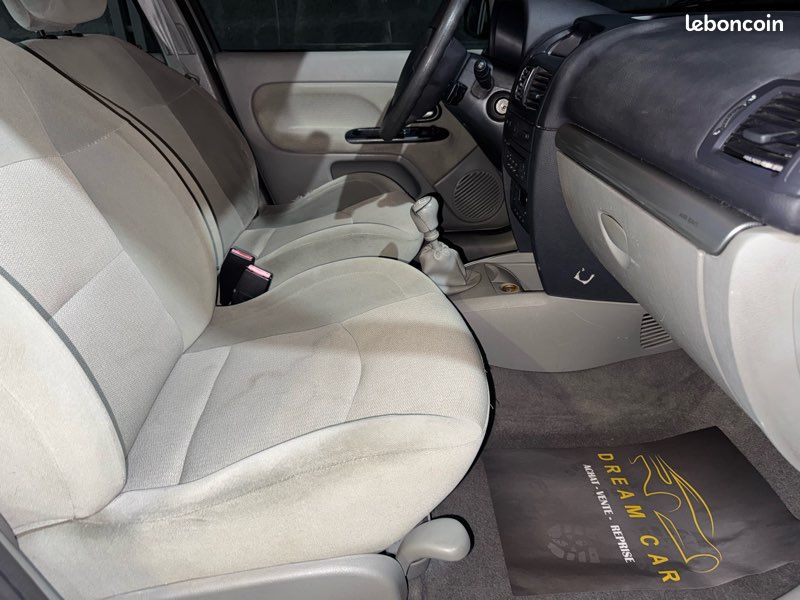 Renault Clio 2 Phase 2 1.4 i 98cv 1ère Main (image 3)
