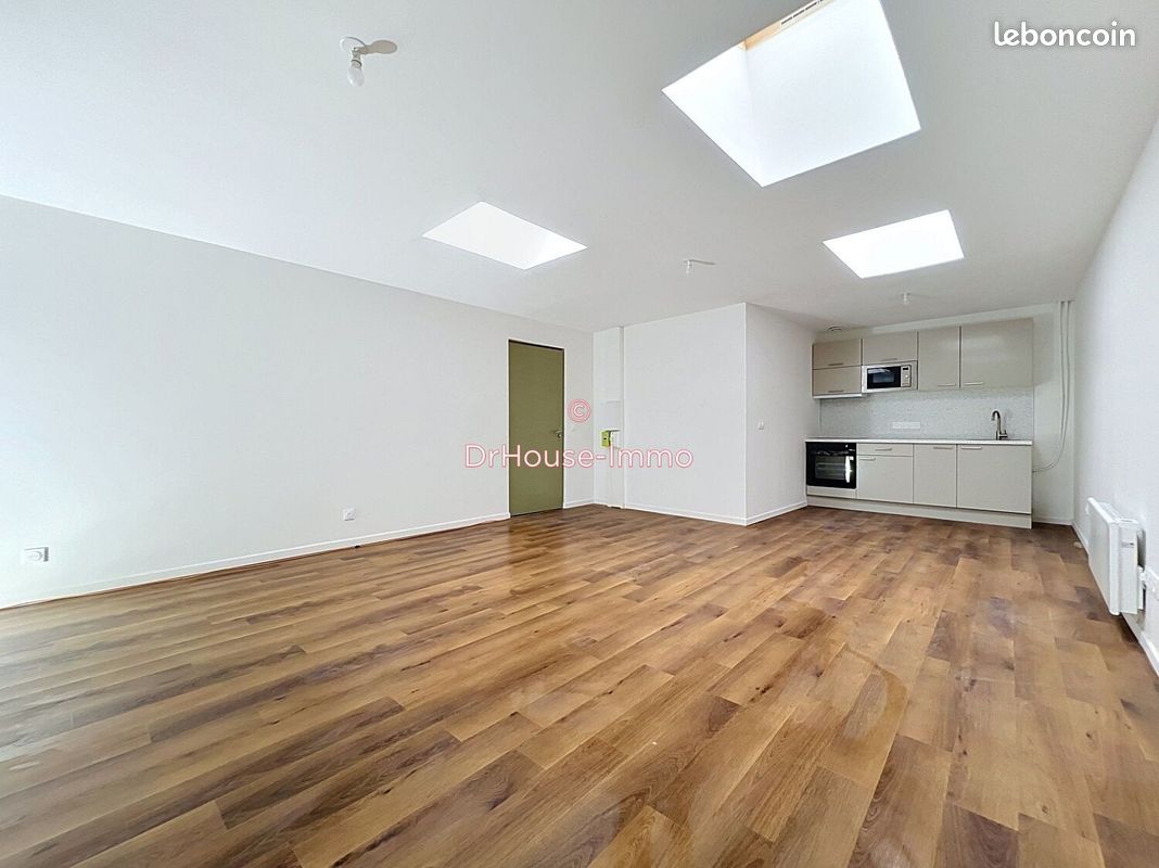 Appartement 1 pièce 36 m² · à Pont-de-Metz · 36 m² · 620 €/mois