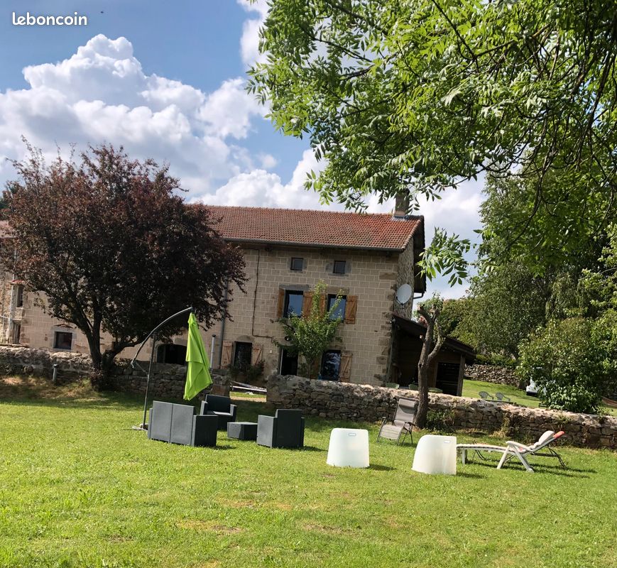 Maison de vacances Gites 10 personnes 4 chambres Mont du Forez (image 2)