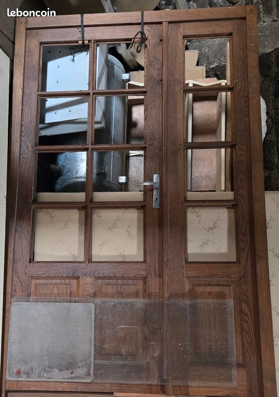 Porte en bois (image 1)