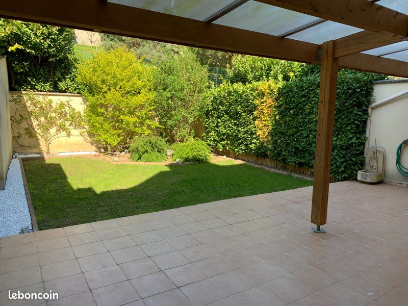 Appartement 3 pièce(s) 60 m²à louer Melun