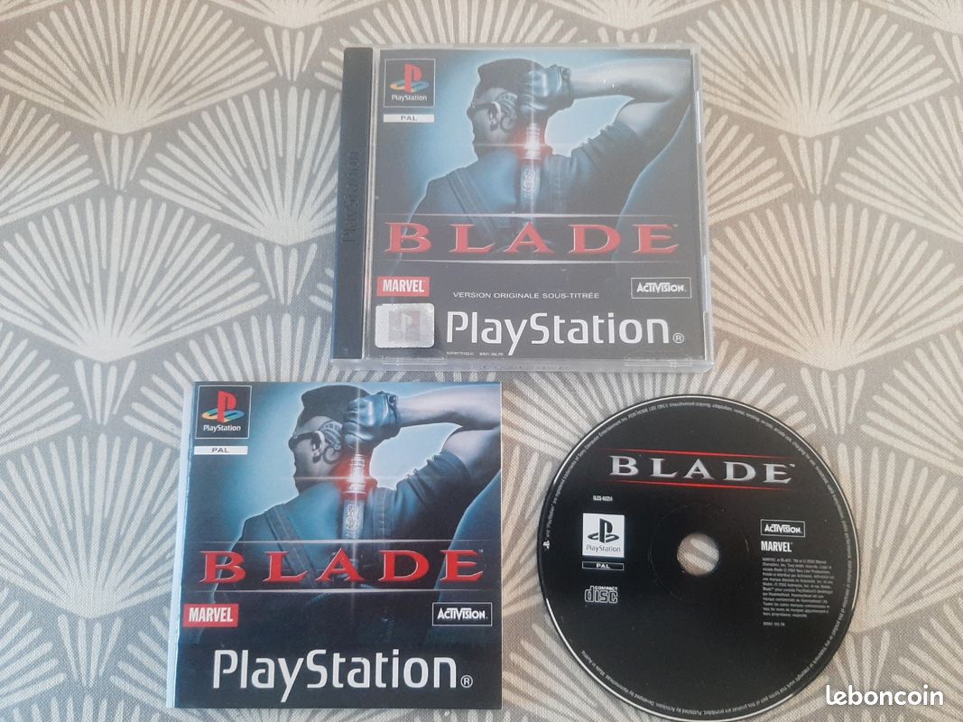 Jeu Blade Sur PS1 - Occasion - Boîtier Fendu