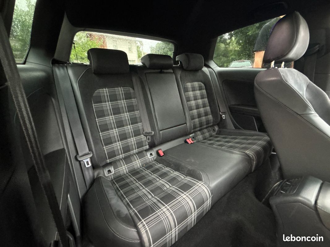 VOLKSWAGEN GOLF 2.0 TDI 184 BlueMotion Technology FAP DSG6 GTD (image 20)