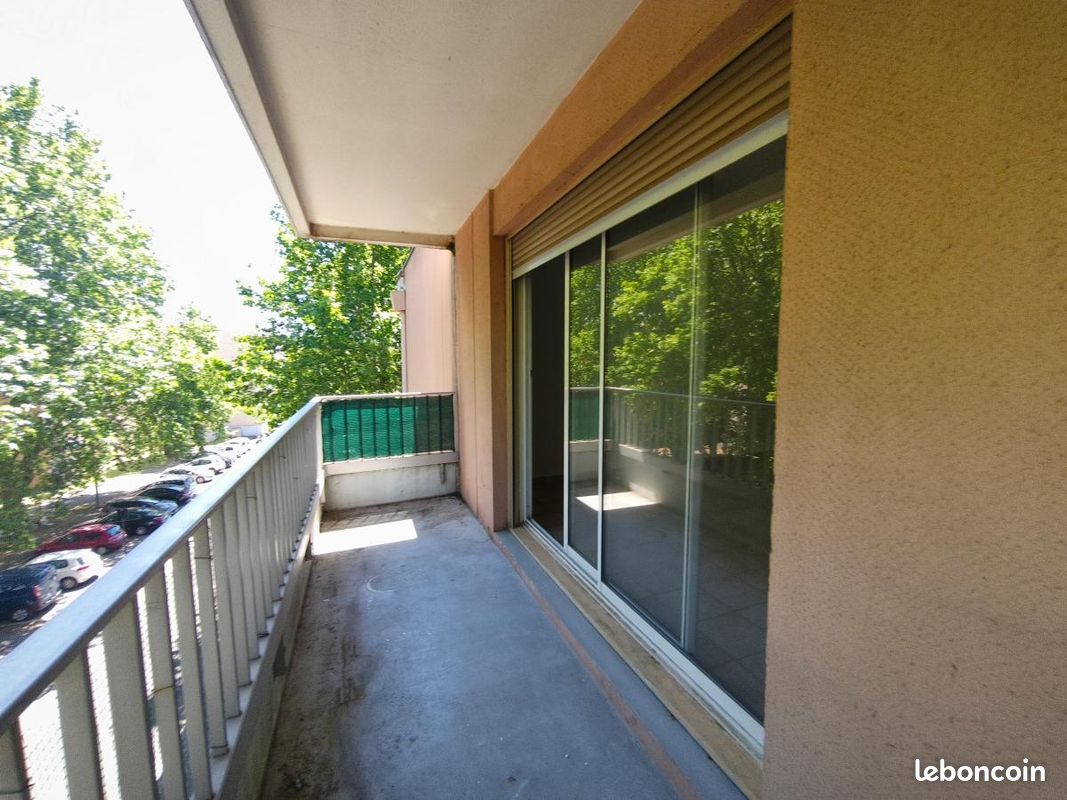 Appartement 3 pièces 70 m² · à Nîmes · 70 m² · 69 000 €