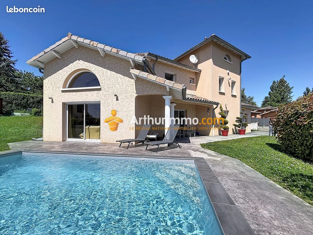 Maison 5 pièces 145 m² · à Bourgoin-Jallieu · 145 m² · 549 000 €