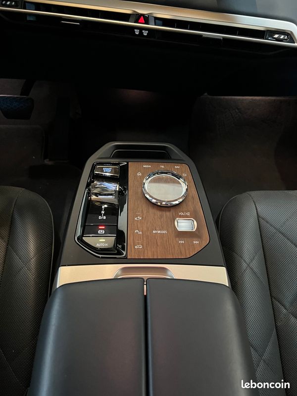 Bmw iX XDRIVE 50 523 EDITION SPORT 111.5KWH (image 23)