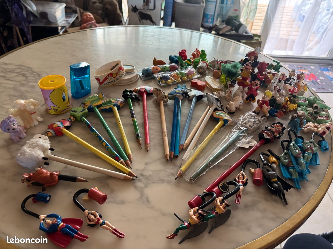 Collection de crayons (image 1)